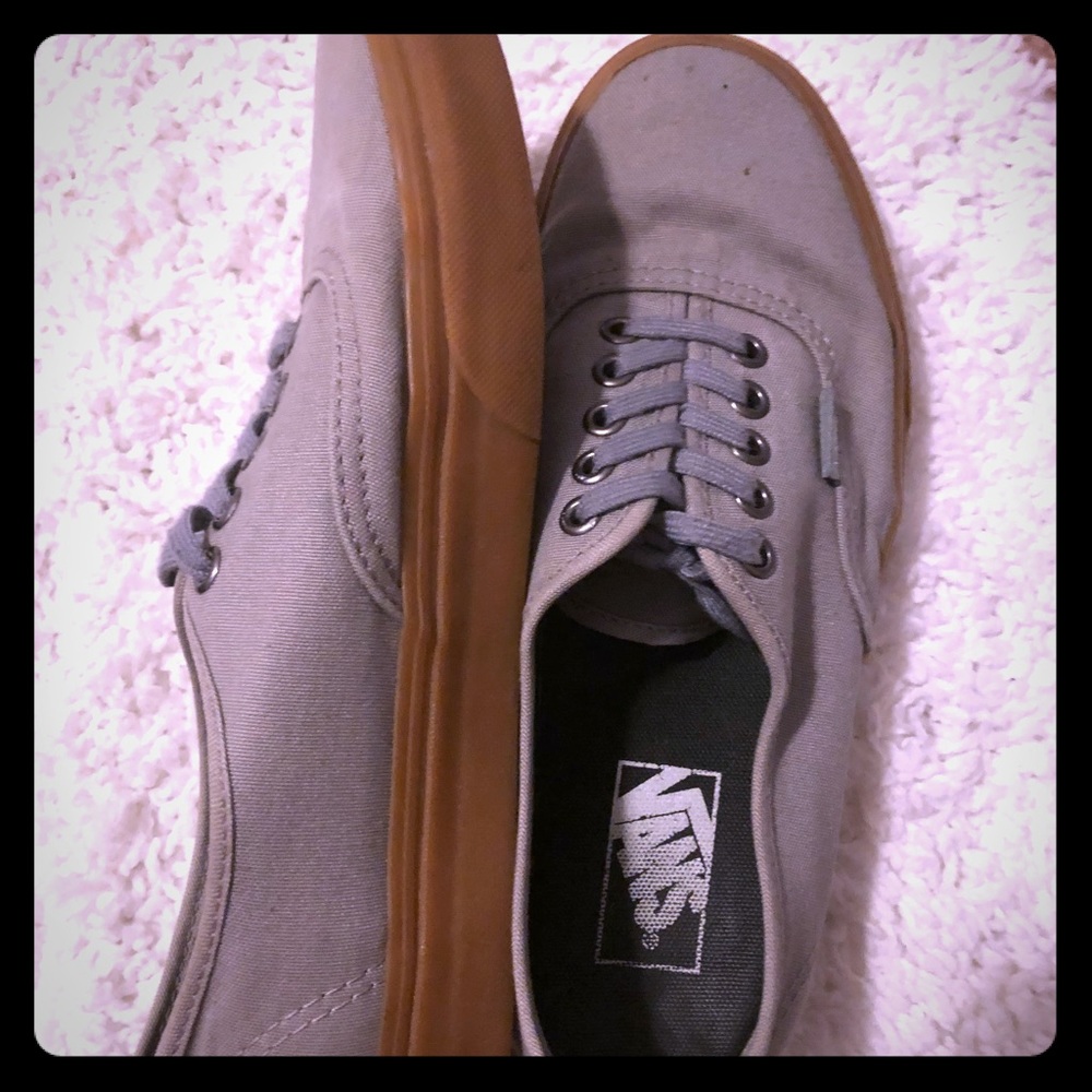 Women’s 8.5 vans grey shoes